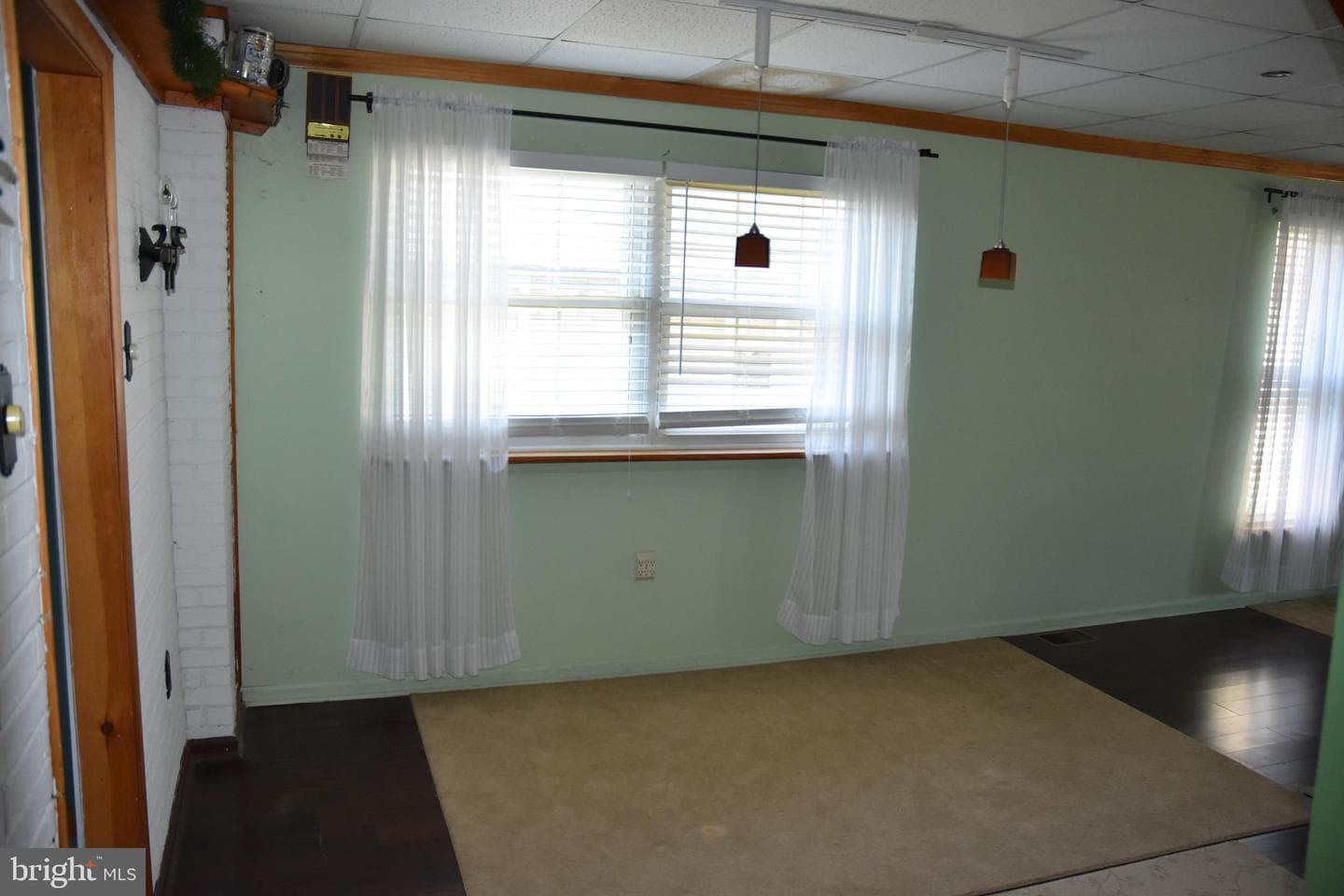 315 Carre Avenue photo 9