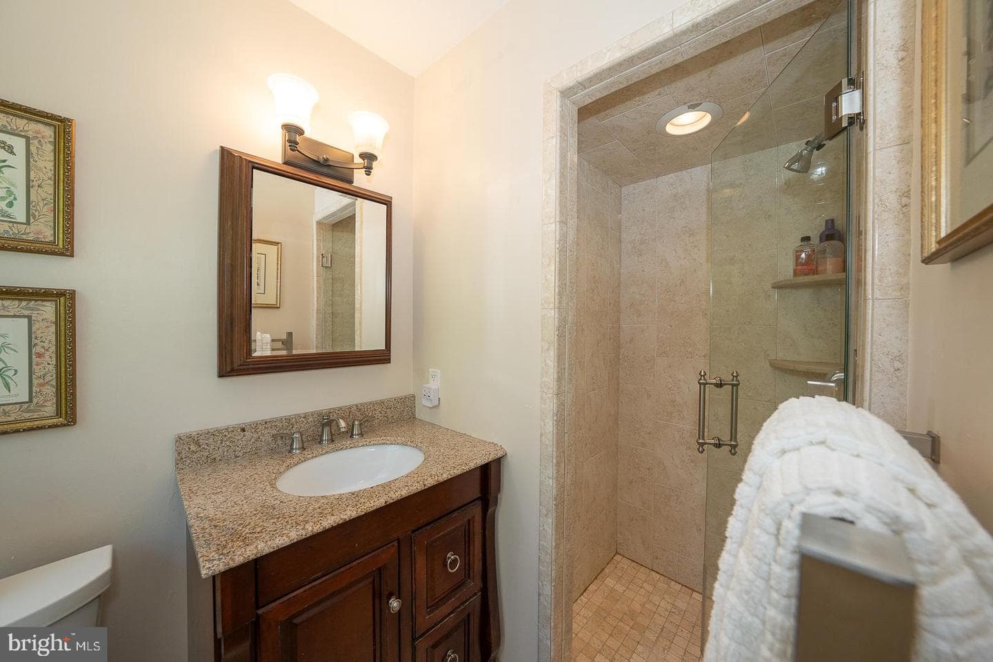 658 Conestoga Road photo 29