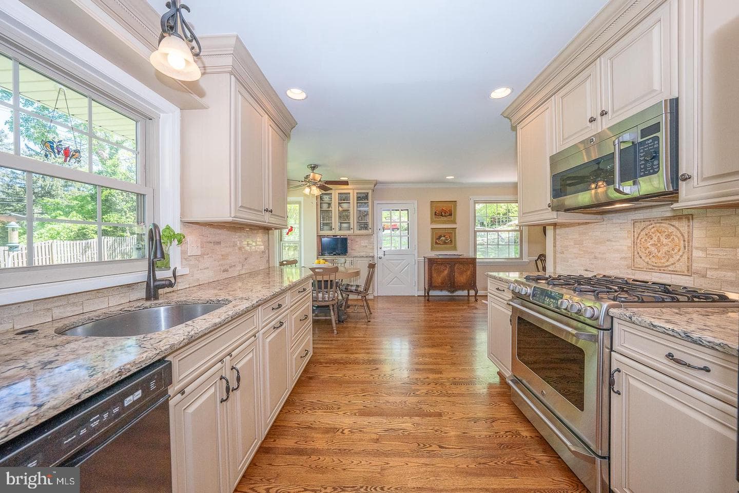 658 Conestoga Road photo 9