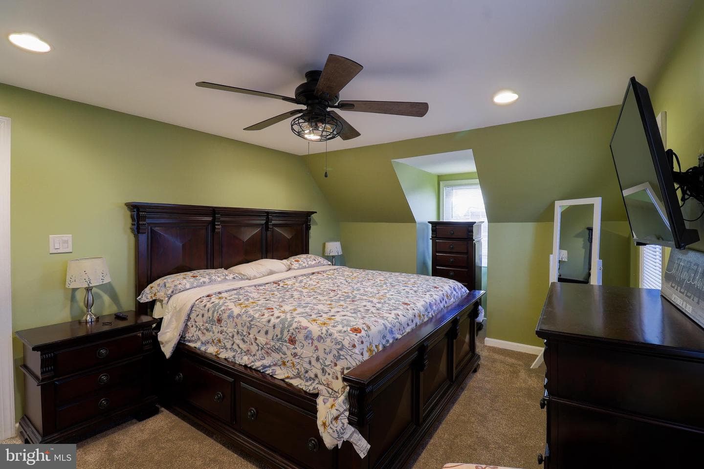 324 Burk Avenue photo 14