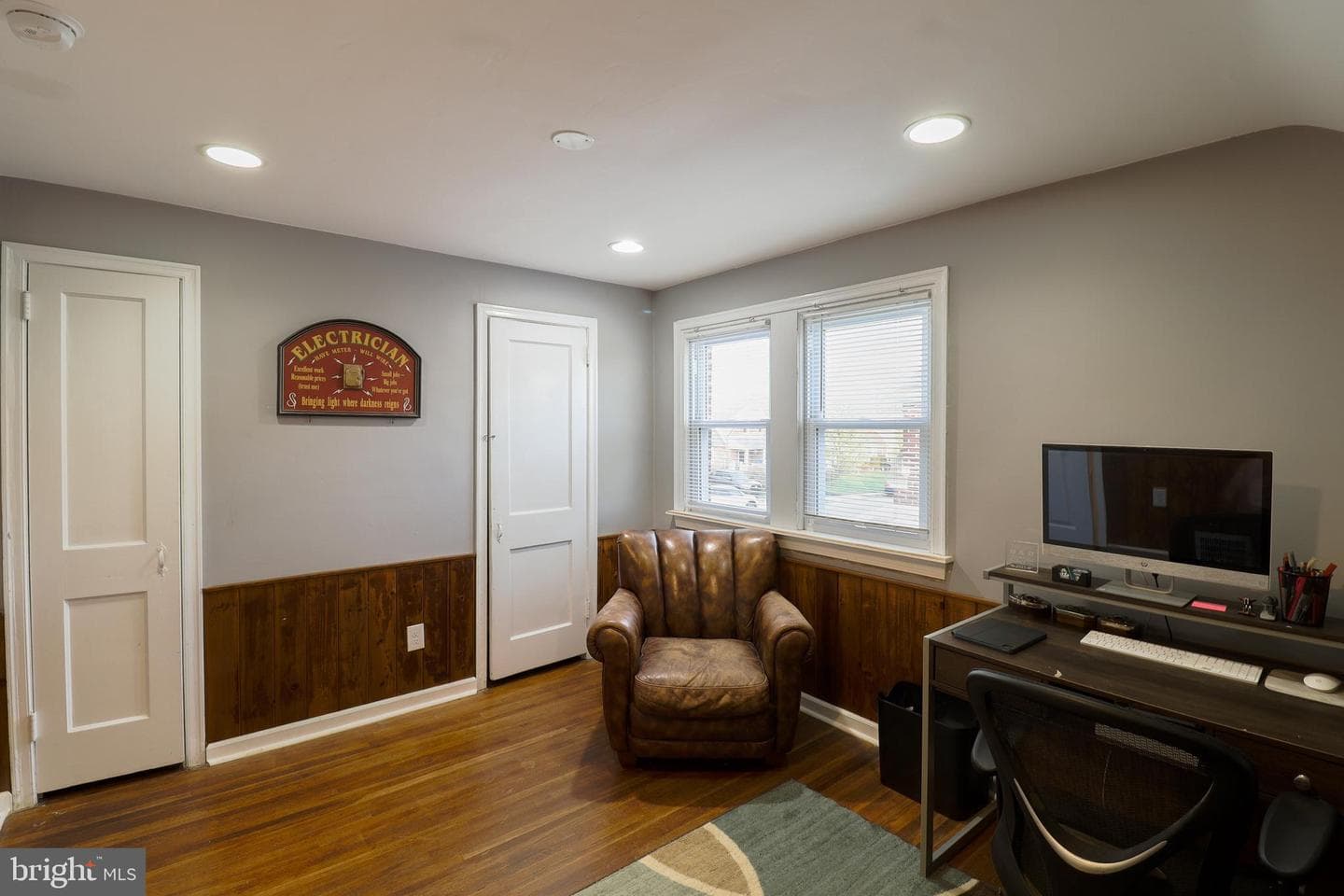 324 Burk Avenue photo 19