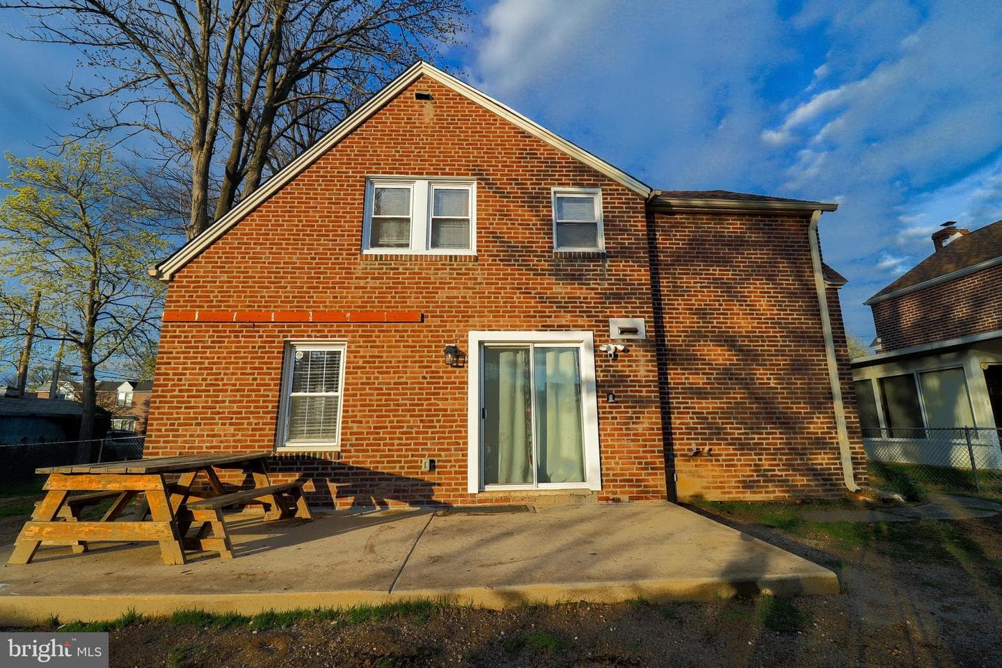 324 Burk Avenue photo 4