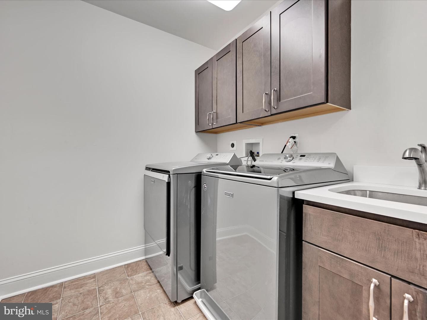 54 Hunters Lane photo 33