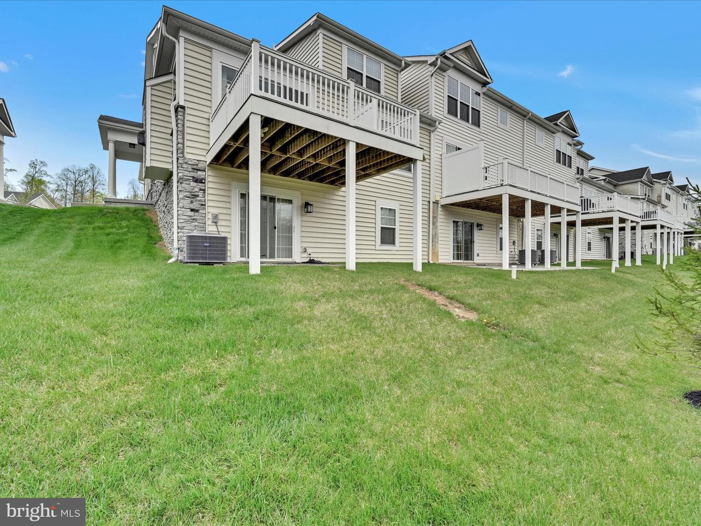 54 Hunters Lane photo 41