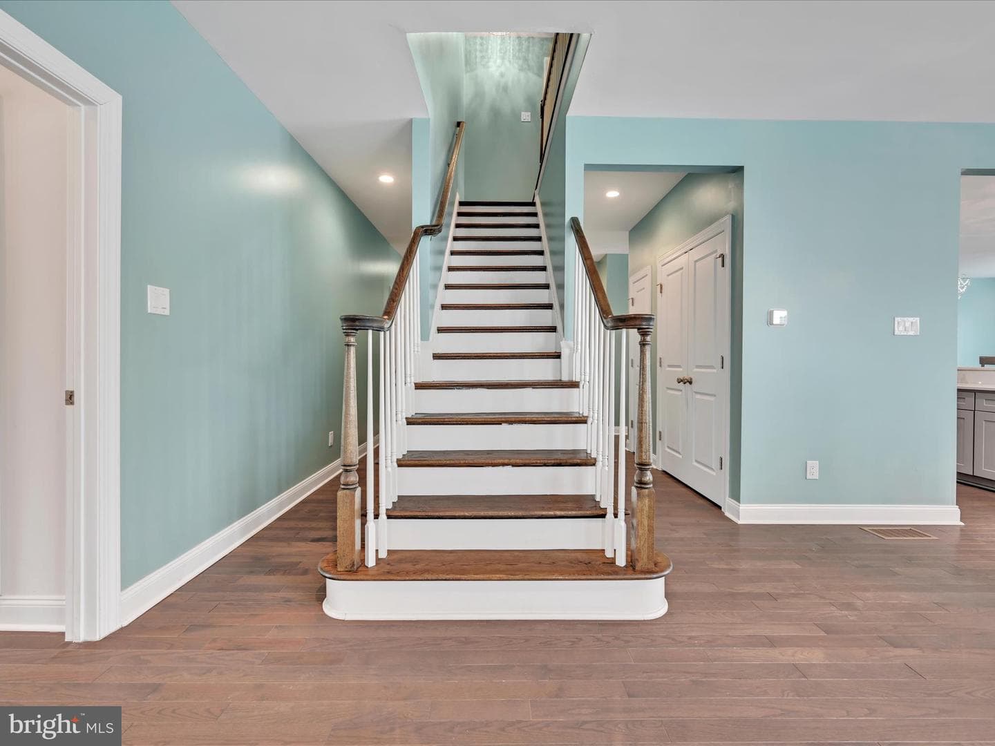 54 Hunters Lane photo 7