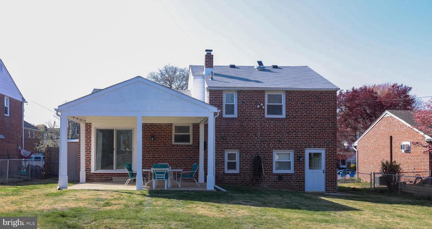433 Melvin Drive photo 17
