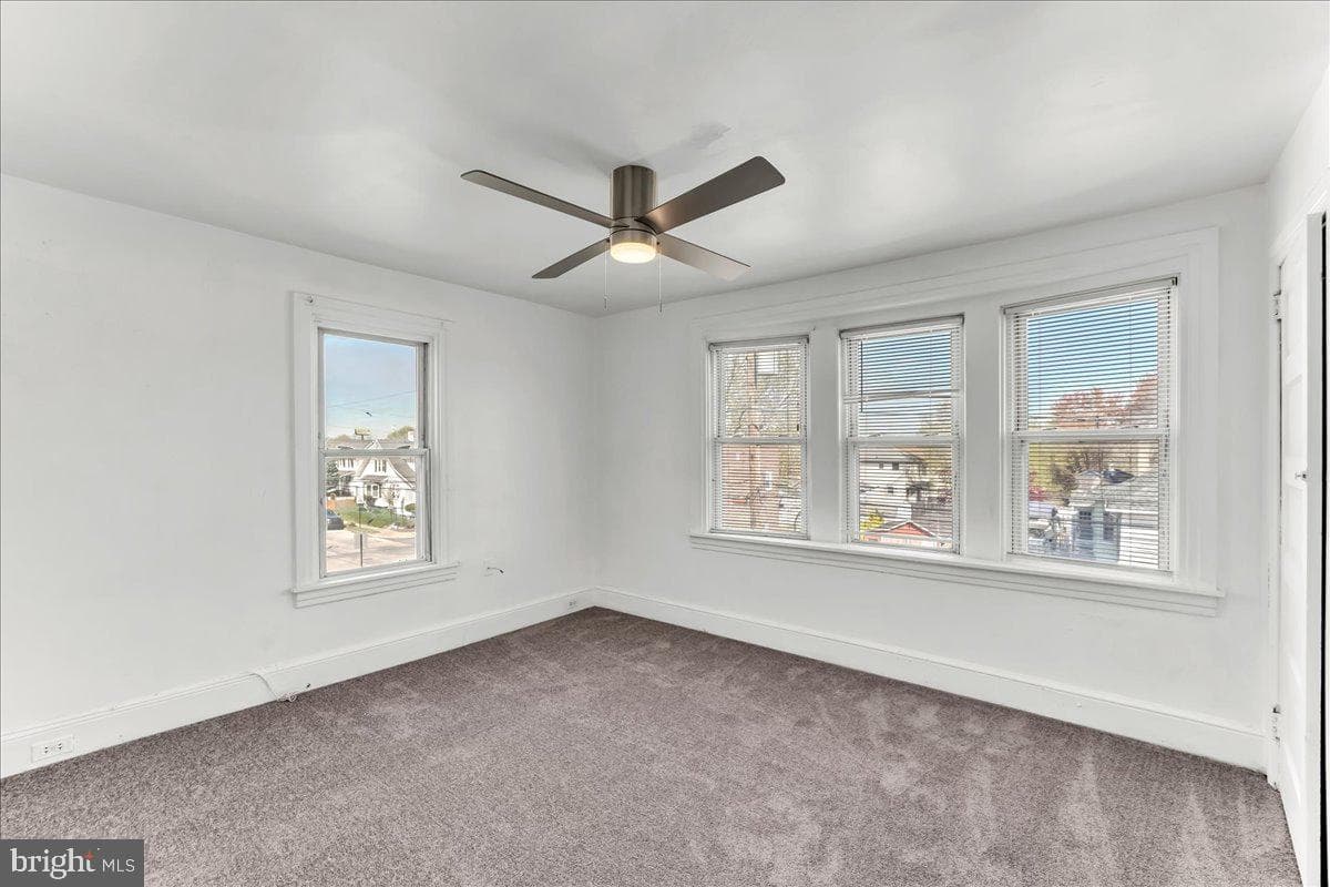 307 Taylor Avenue photo 15
