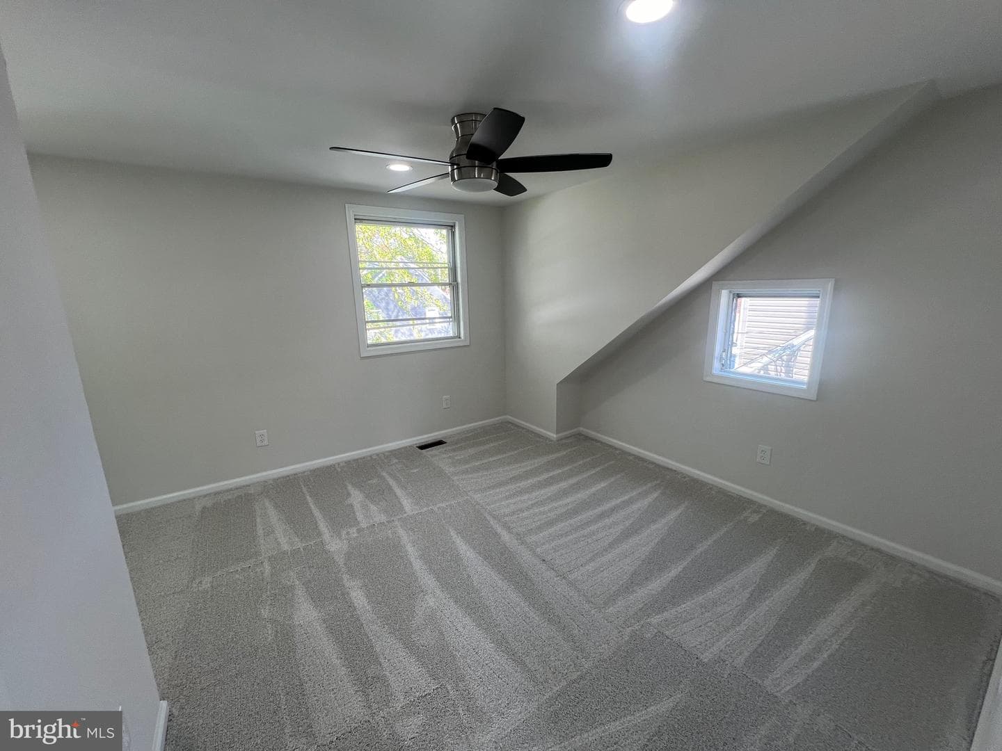 105 Mackenzie Avenue photo 21
