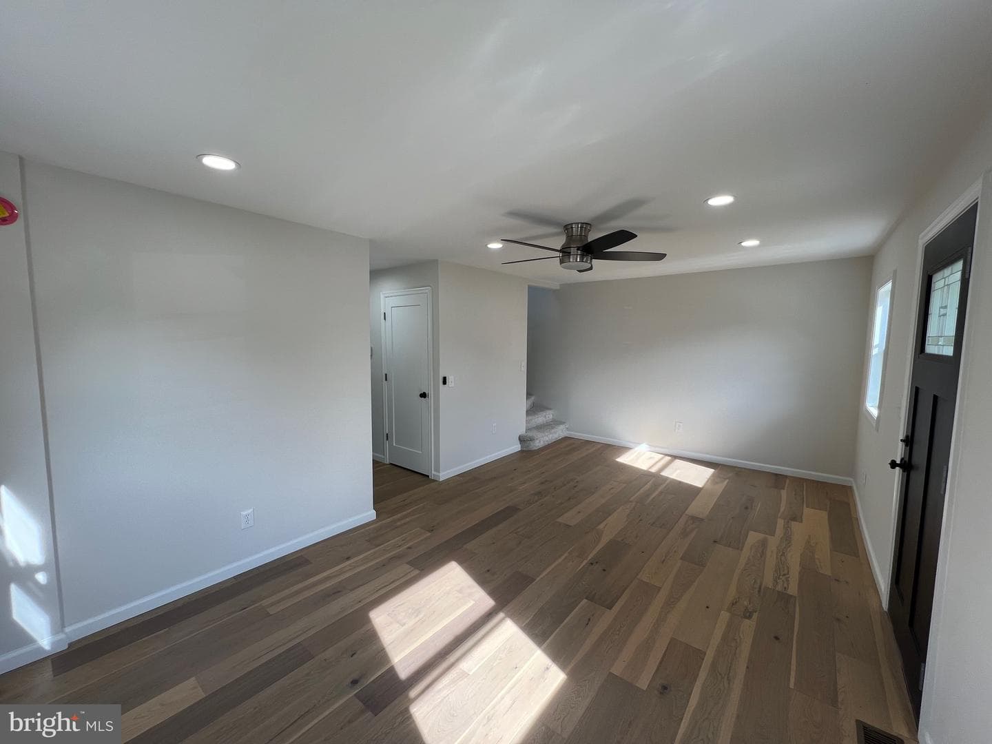 105 Mackenzie Avenue photo 4