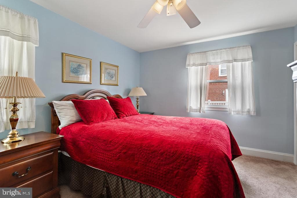 128 Locust Avenue photo 11