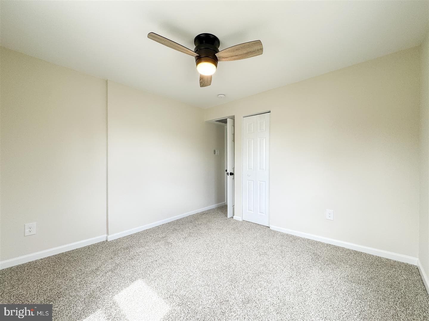 1815 Peach Street photo 21
