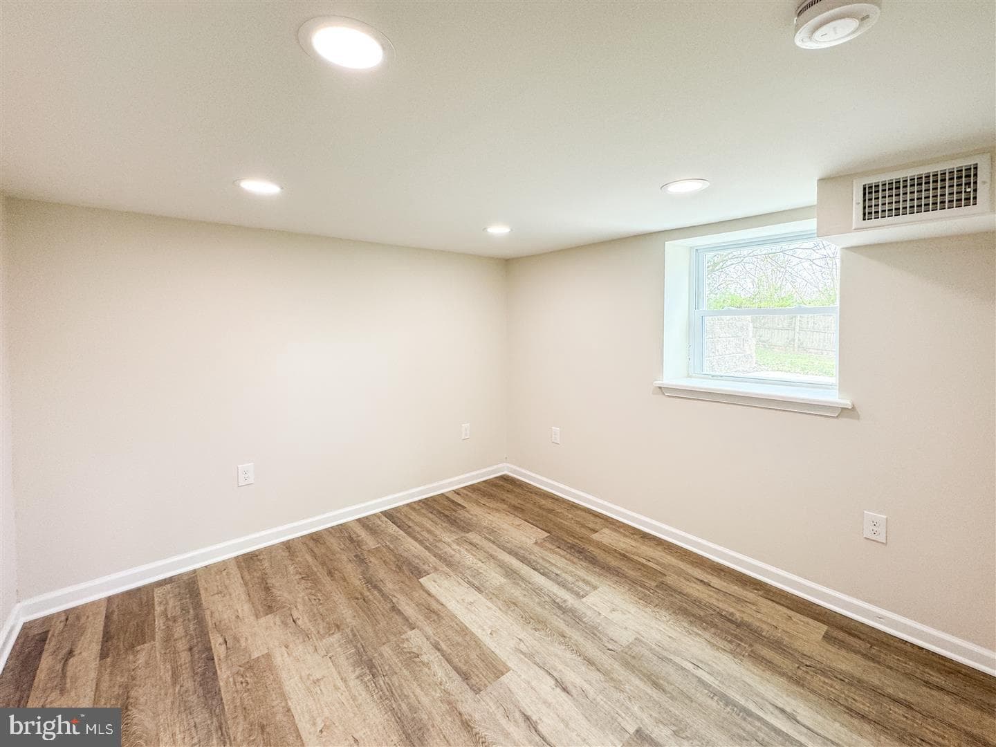 1815 Peach Street photo 36