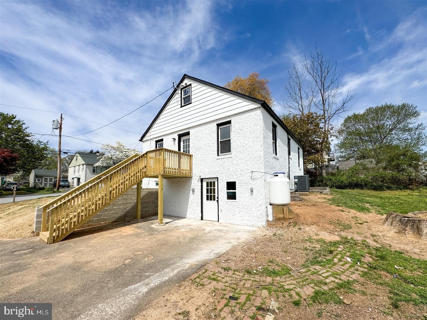 1815 Peach Street photo 38
