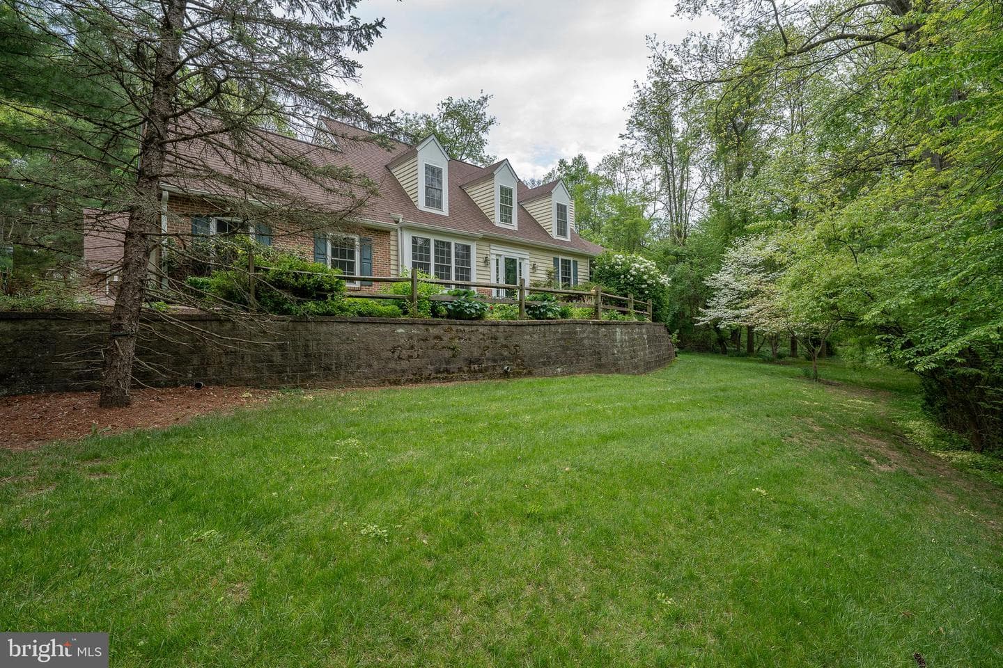 725 Kincaid Mills Lane photo 1
