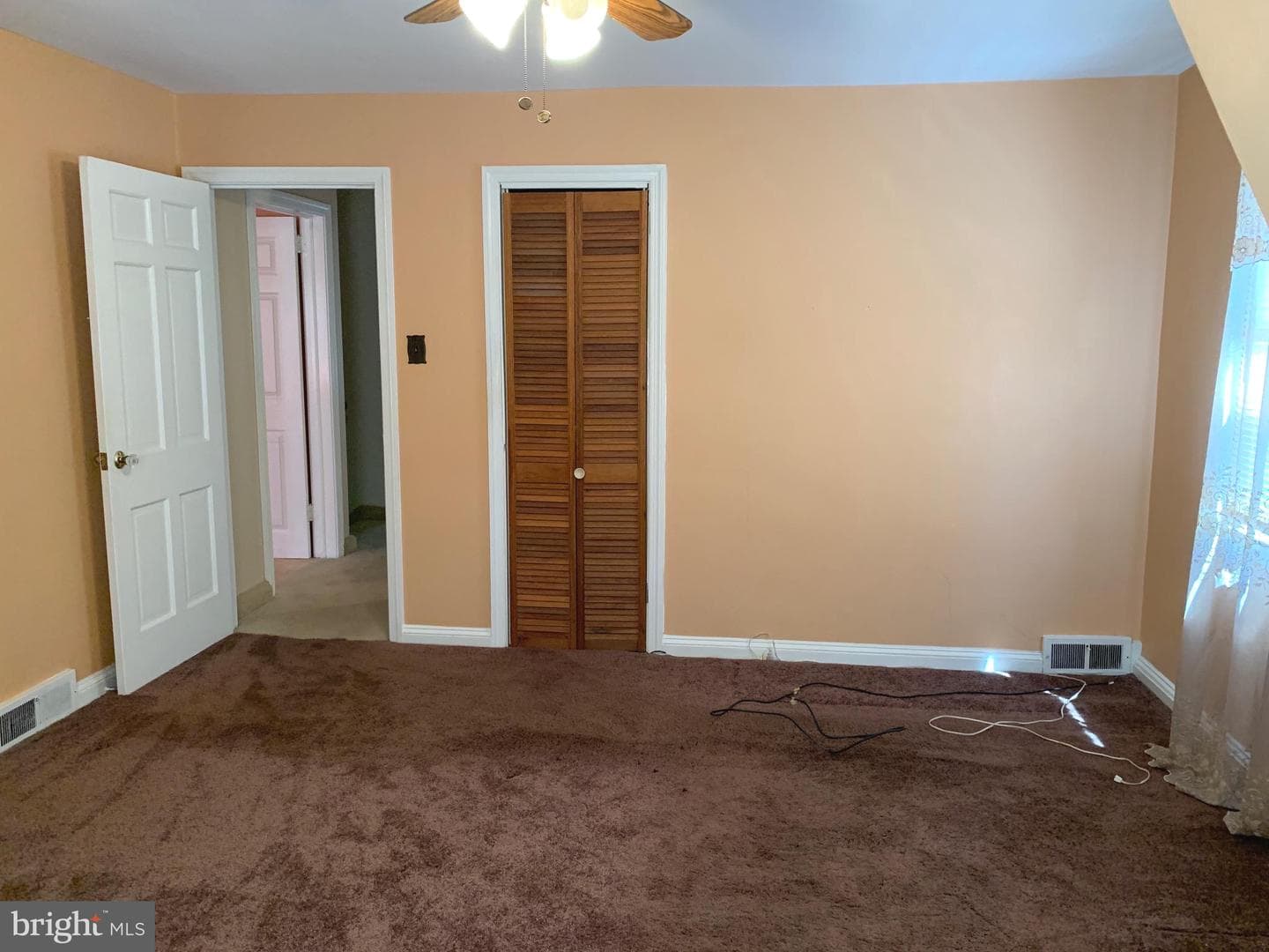640 Laurel Road photo 16