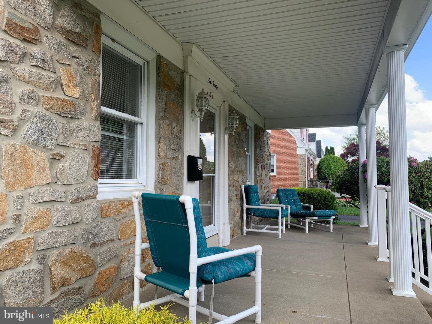 640 Laurel Road photo 3