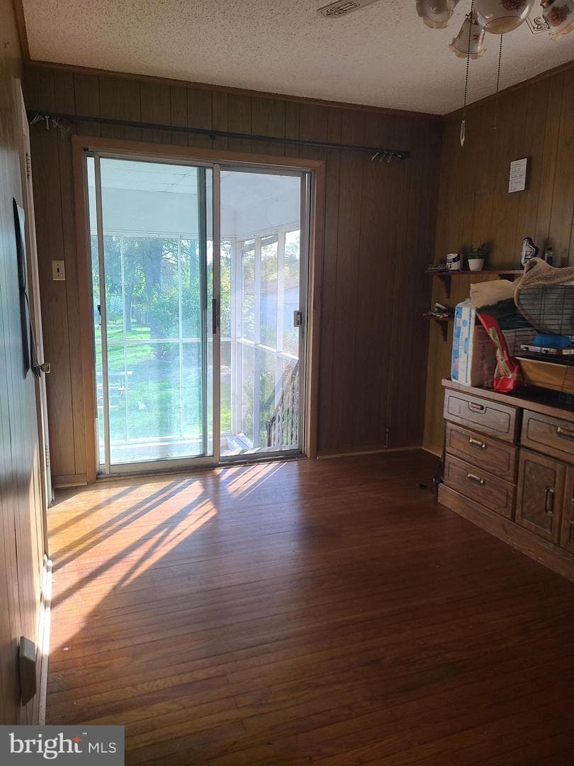 4912 Shepherd Street photo 5