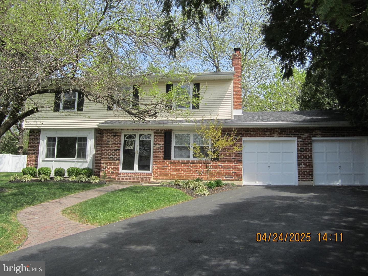 212 Emily Lane photo 1