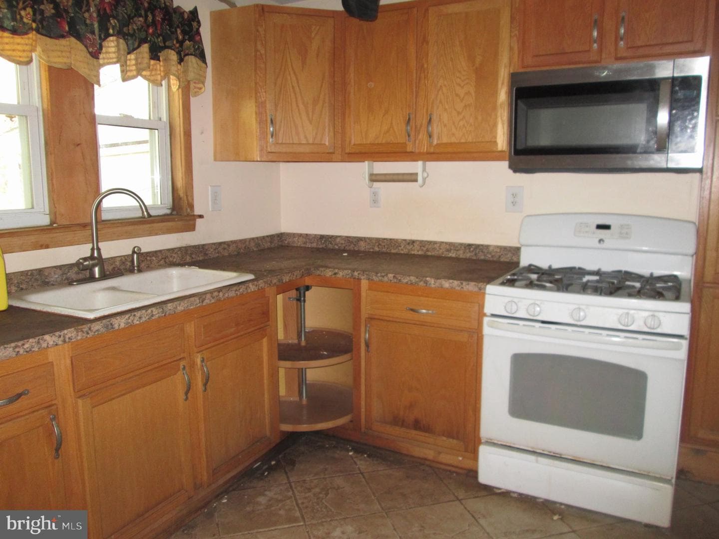 1927 Huddell Avenue #304 photo 12