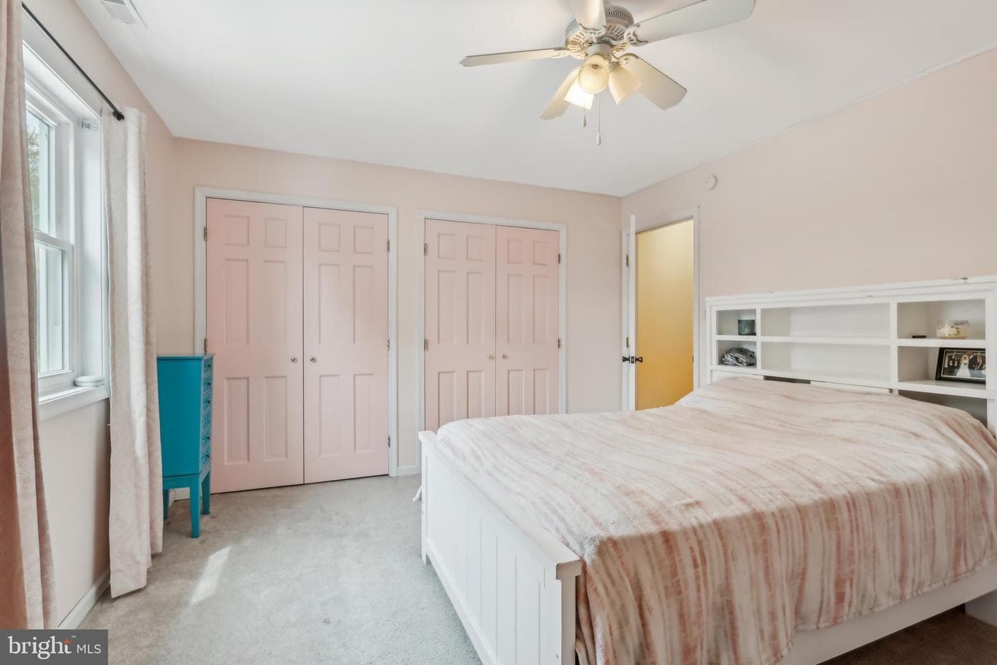 16 Springwater Lane photo 37