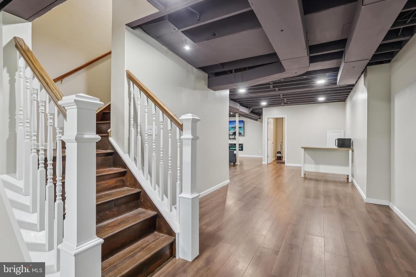 16 Springwater Lane photo 40