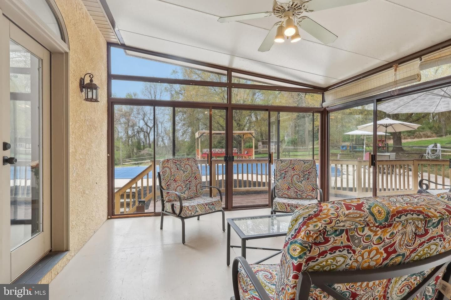 16 Springwater Lane photo 51