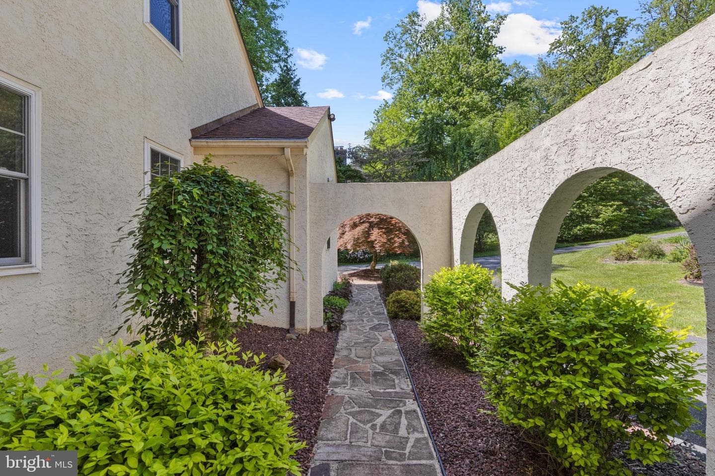207 Hansell Road photo 3