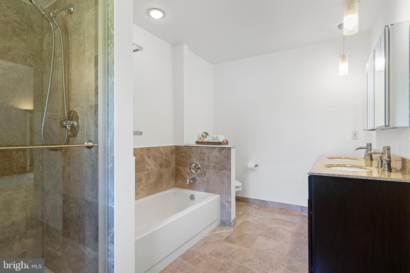 207 Hansell Road photo 38