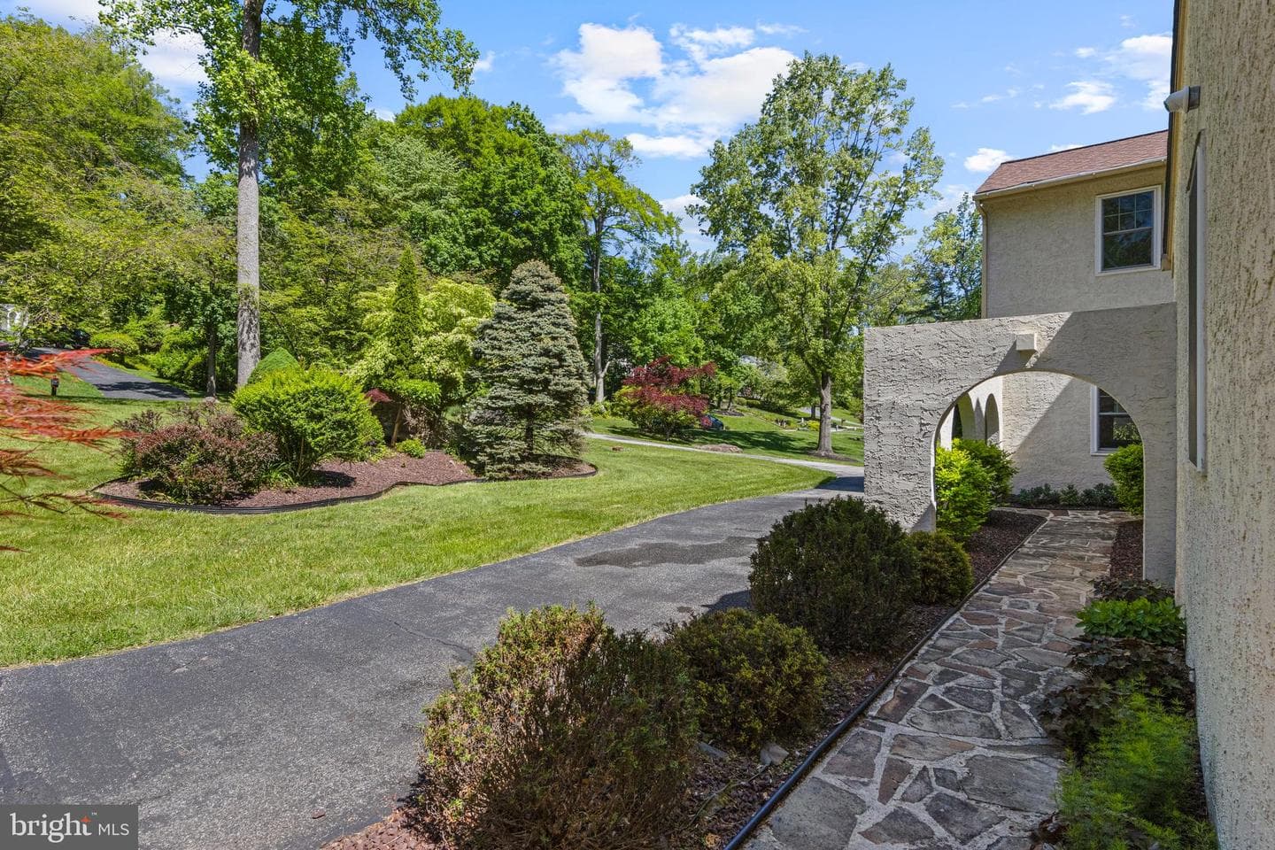 207 Hansell Road photo 4