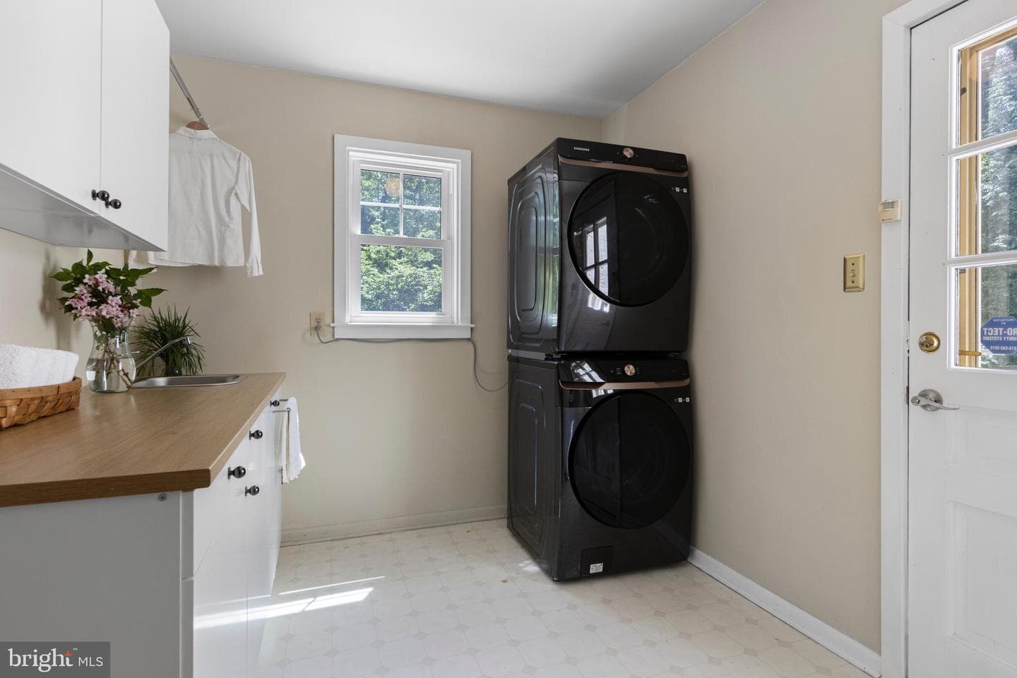 207 Hansell Road photo 47