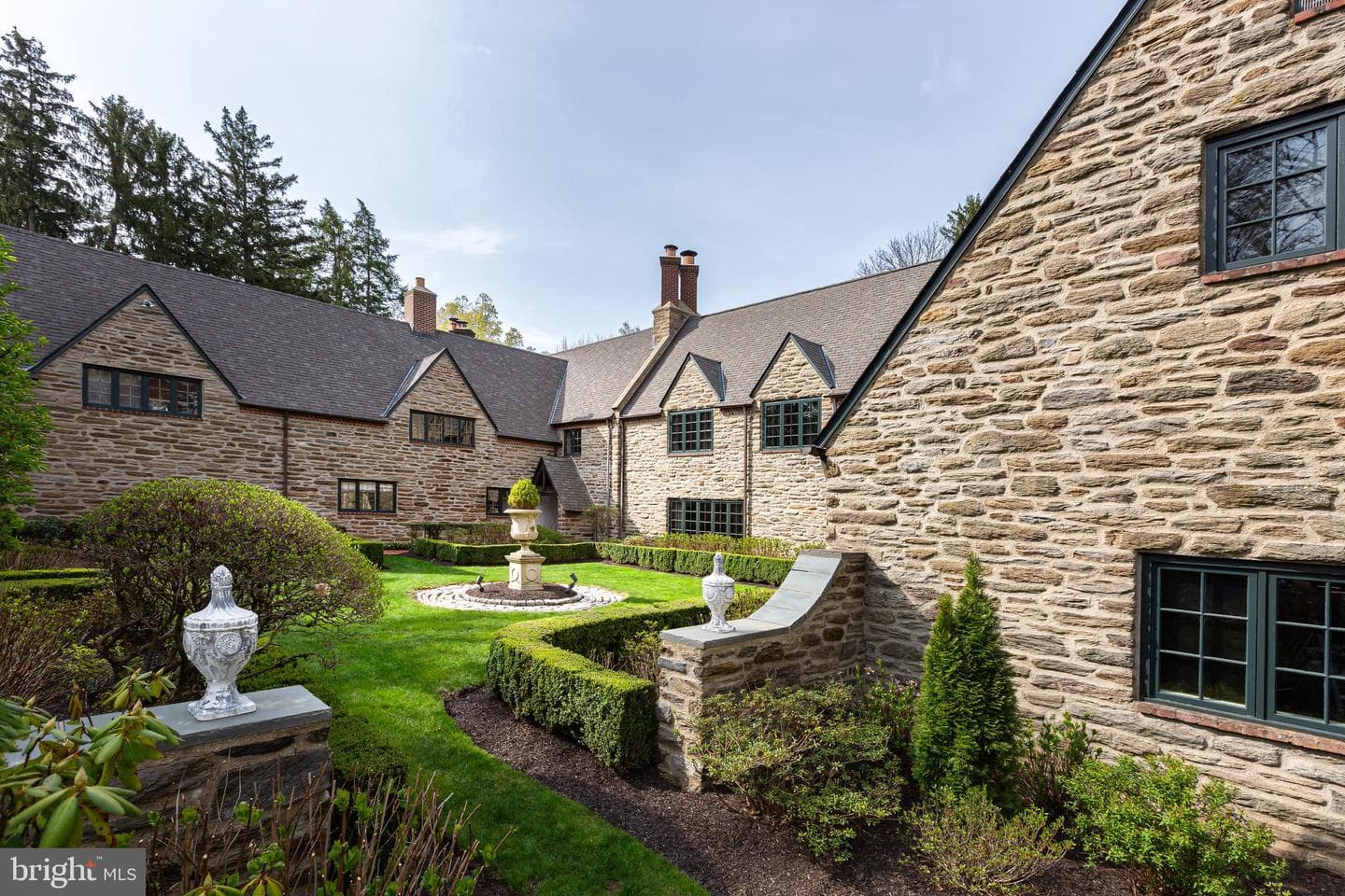 458 Huston Road photo 5