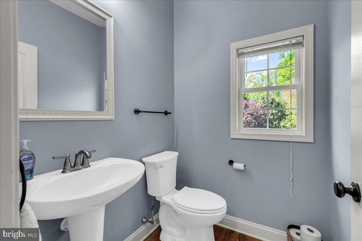 1539 Grand Oak Lane photo 7