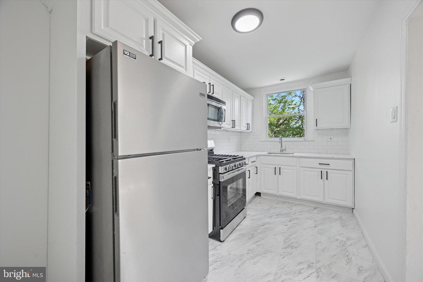 249 Le Carra Drive photo 10