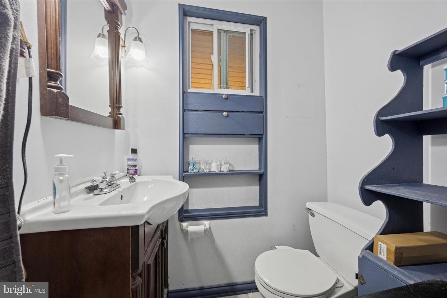 1025 Bartram Avenue photo 10