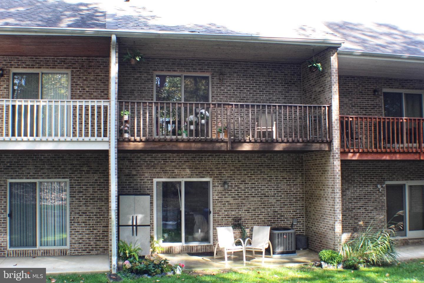 1244 Country Club Drive photo 30