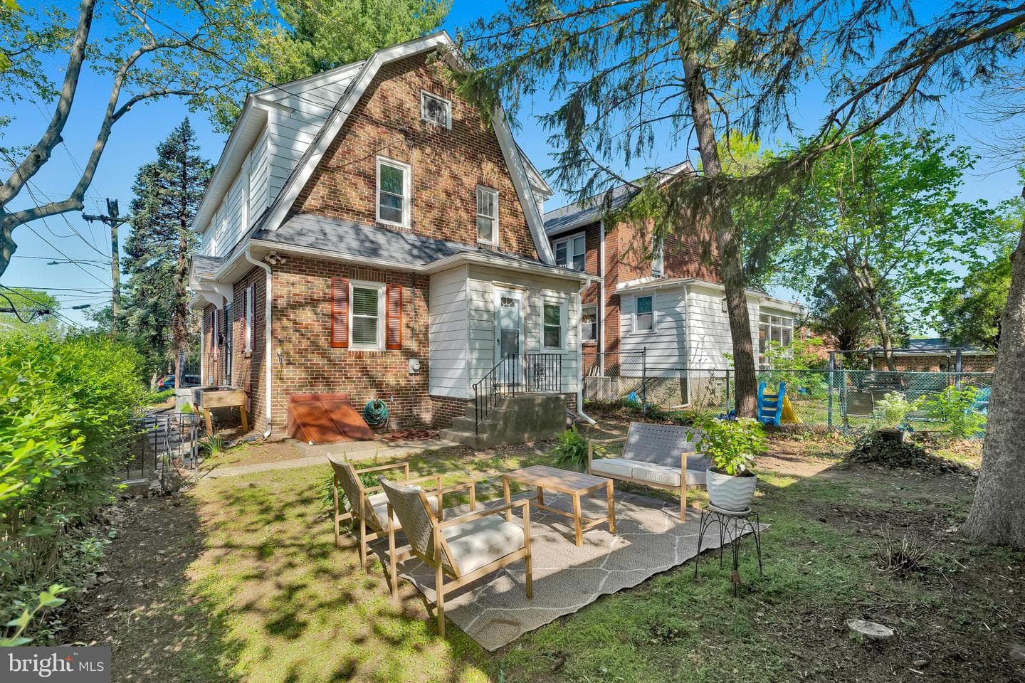 201 E Avon Road photo 21