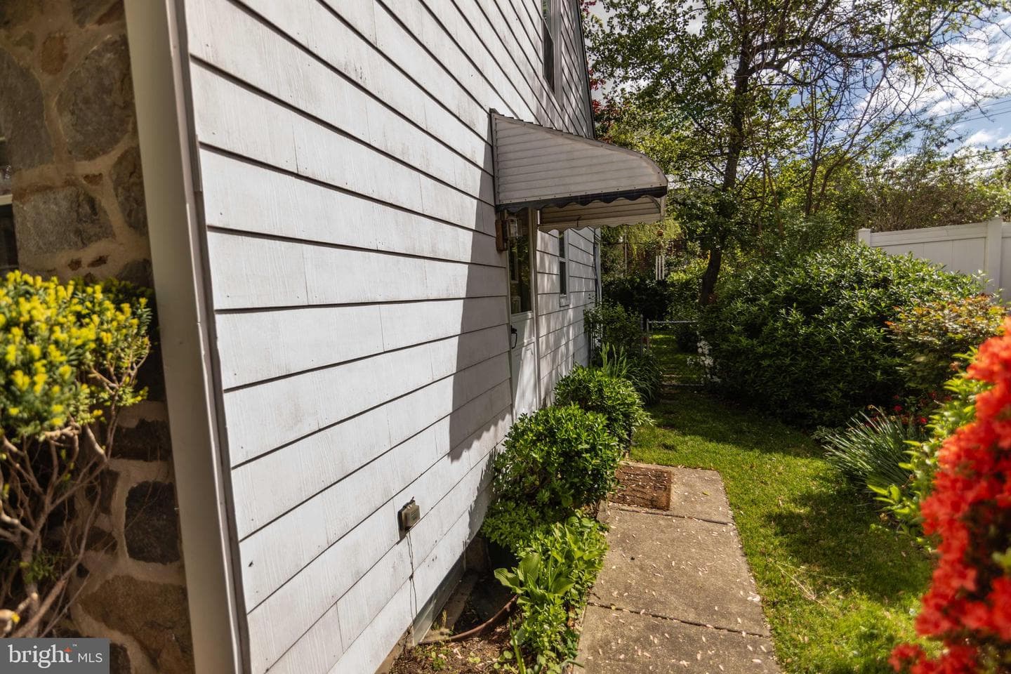 704 Hood Road photo 24