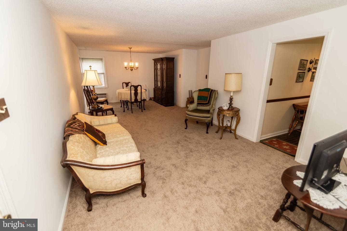 704 Hood Road photo 3