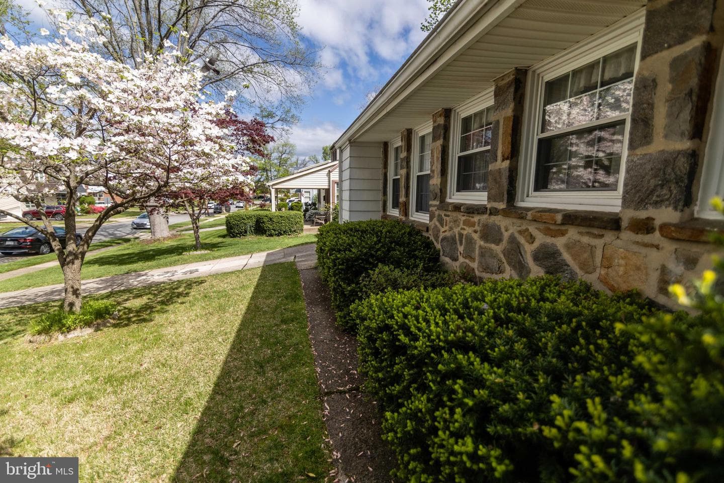 704 Hood Road photo 32