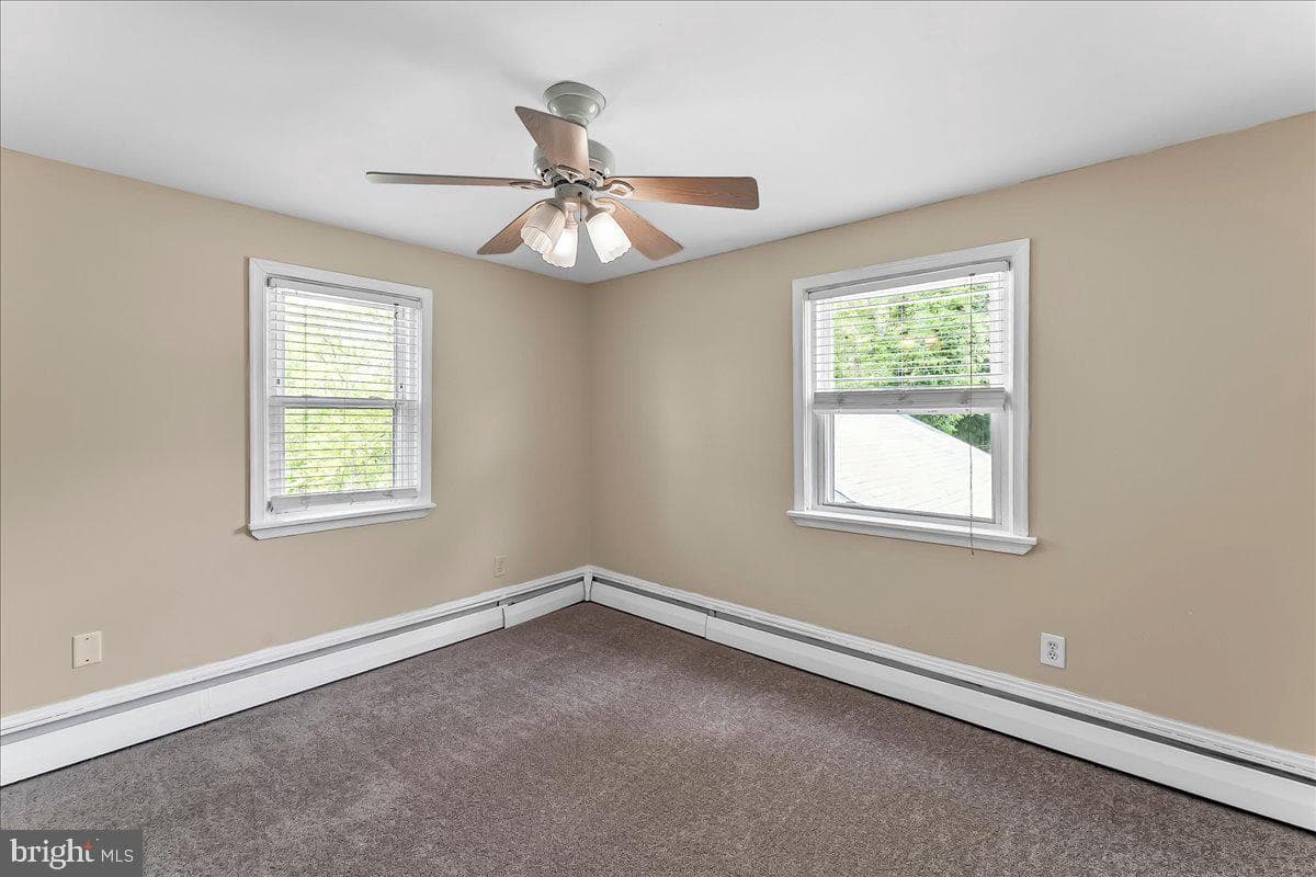 37 Bolling Circle photo 25