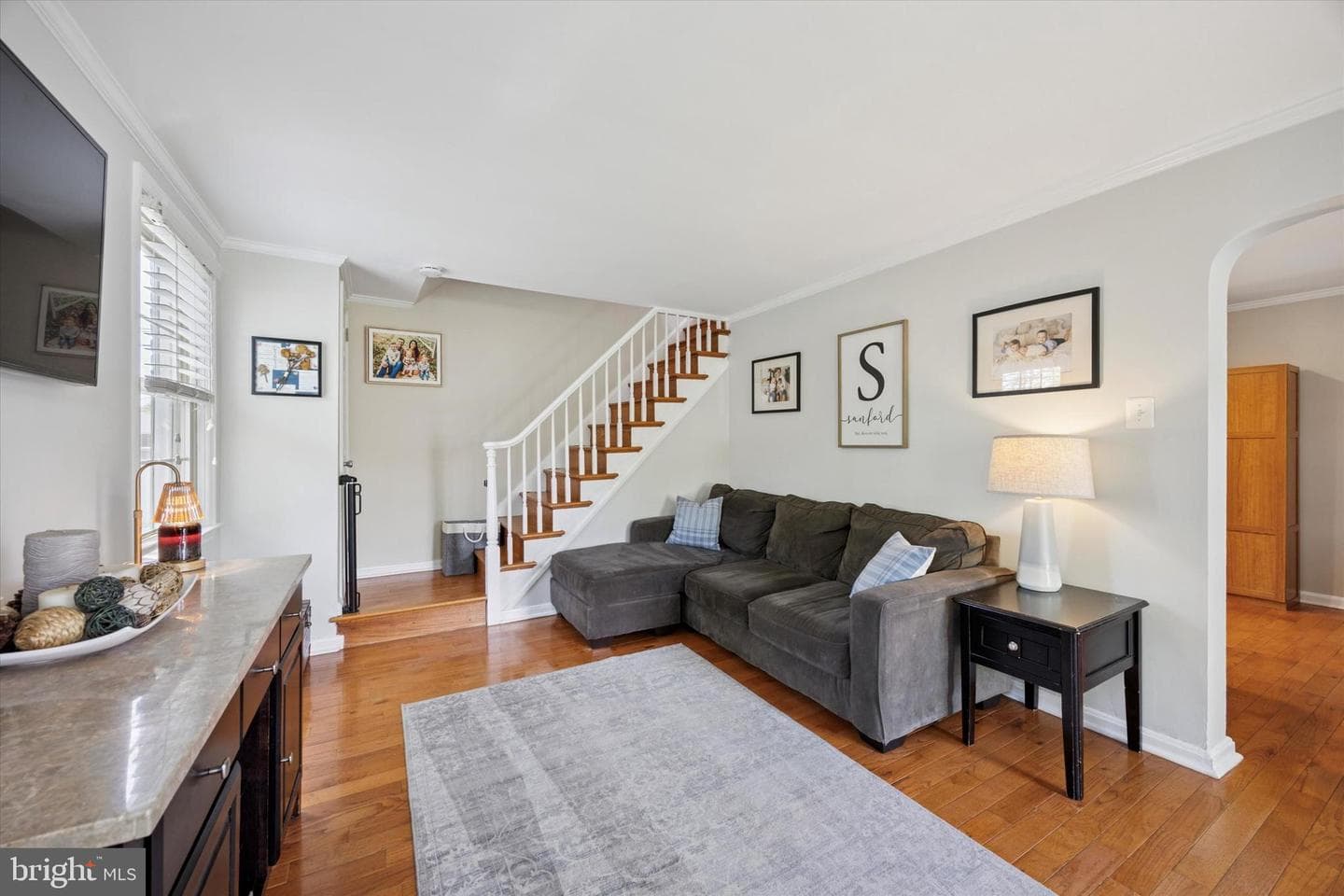 256 Ridgewood Road photo 5