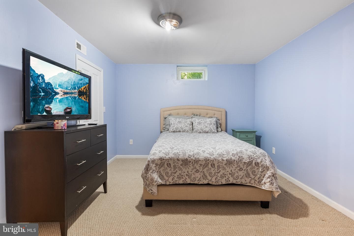 16 Hudson Way photo 49