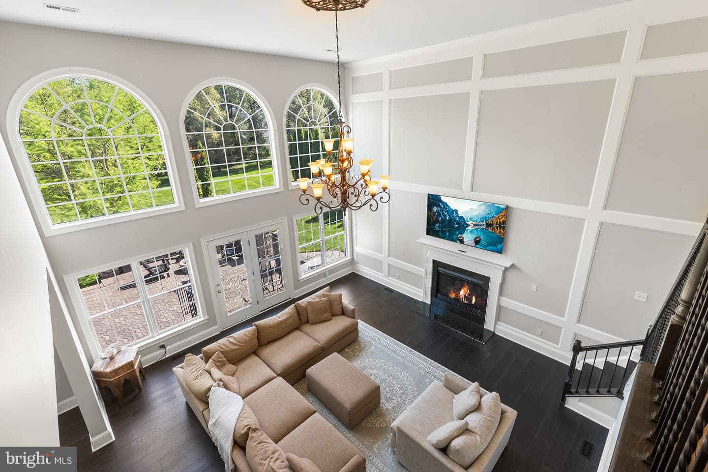 16 Hudson Way photo 8