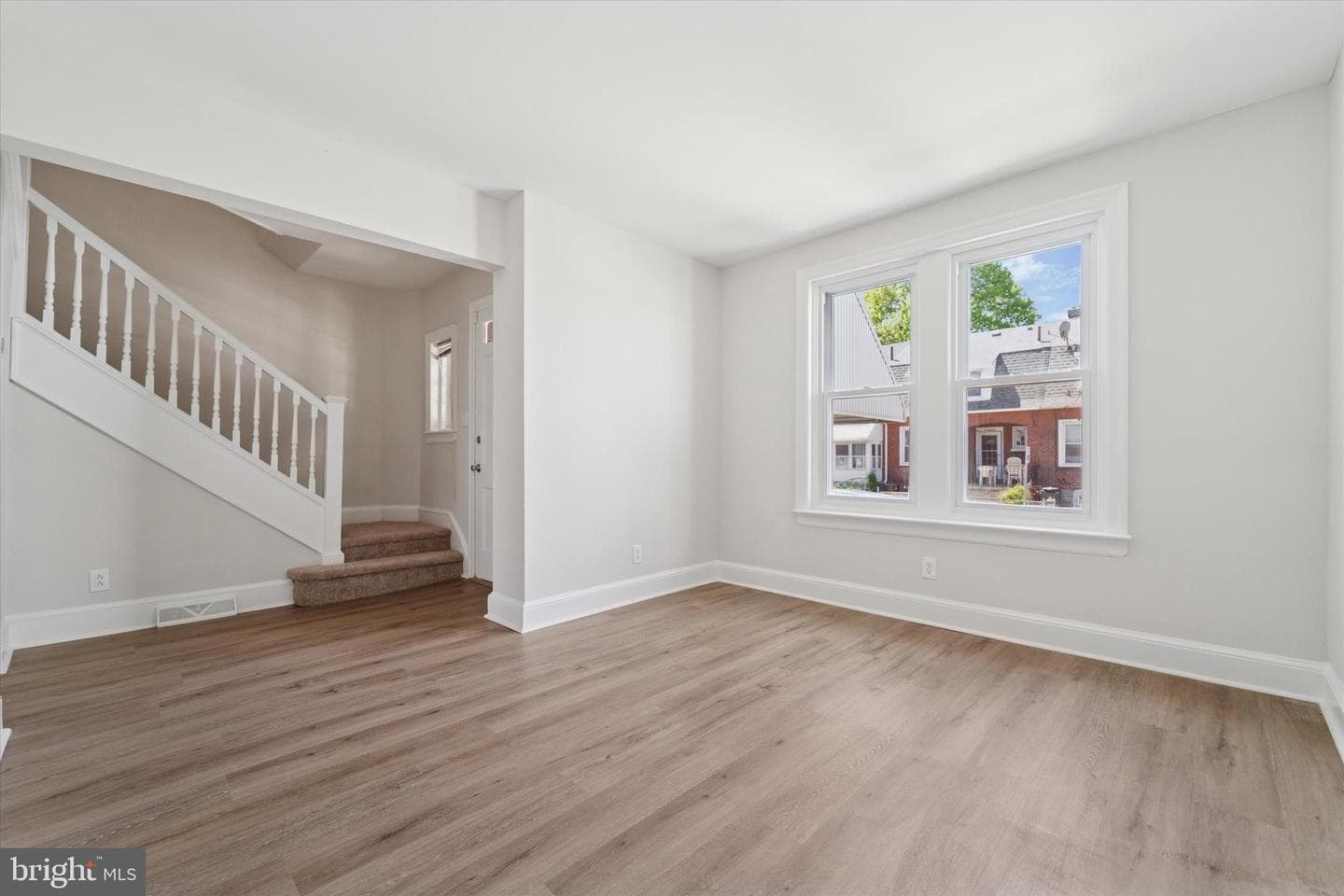 8 Cedar Street photo 2