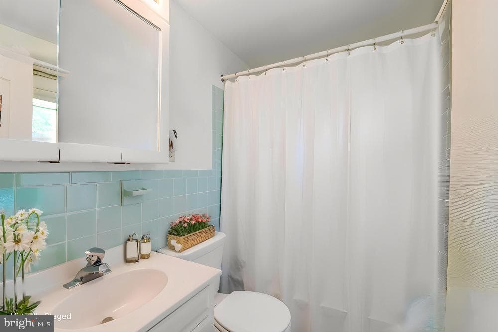 20 Springhouse Lane photo 12