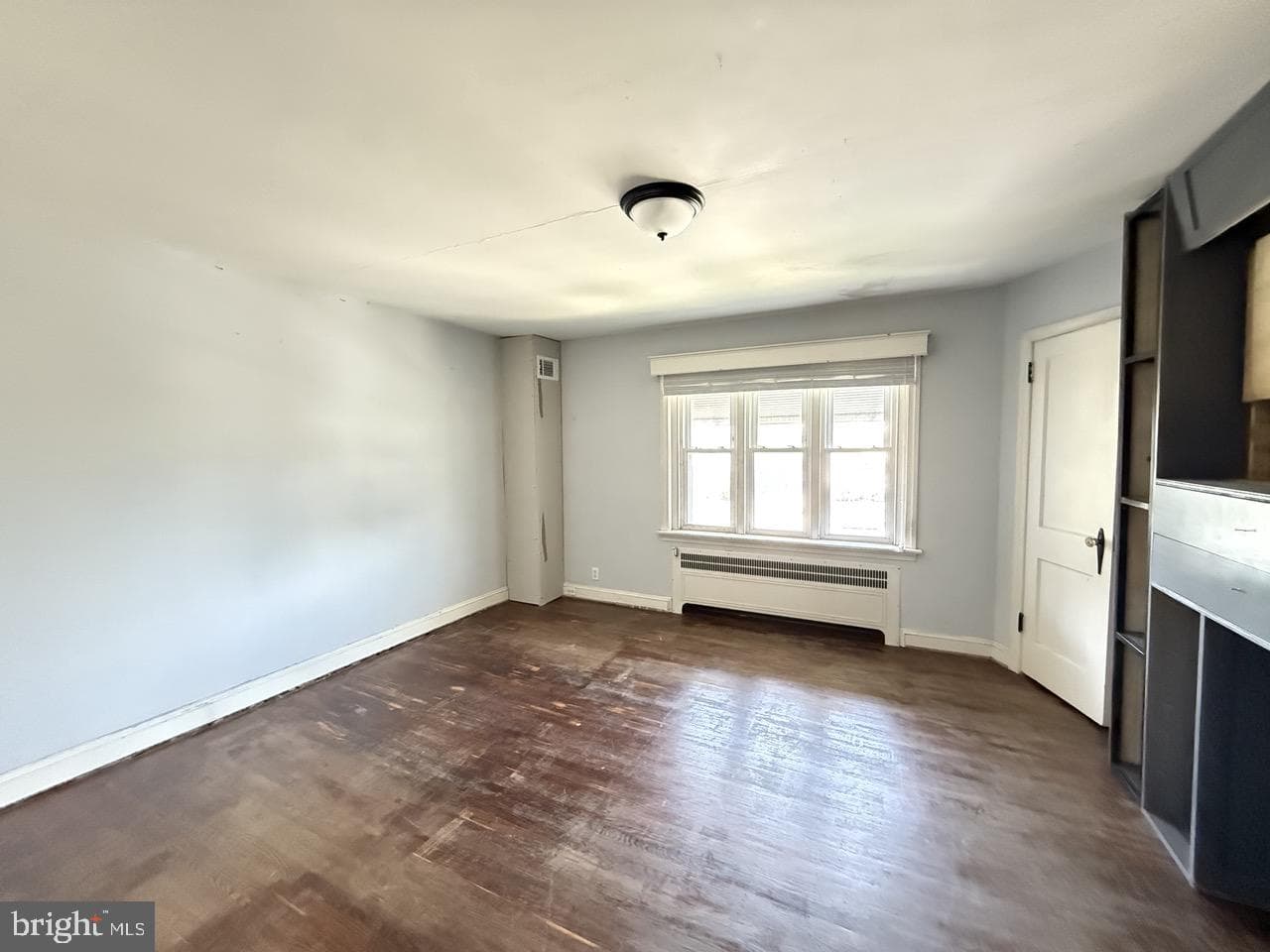 907 Darby Road photo 22