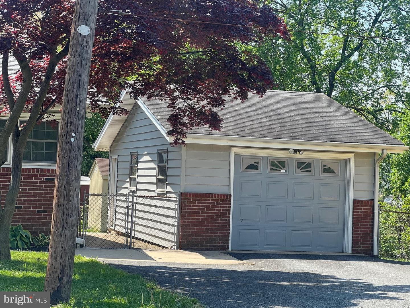 1004 Yarnall Street photo 13