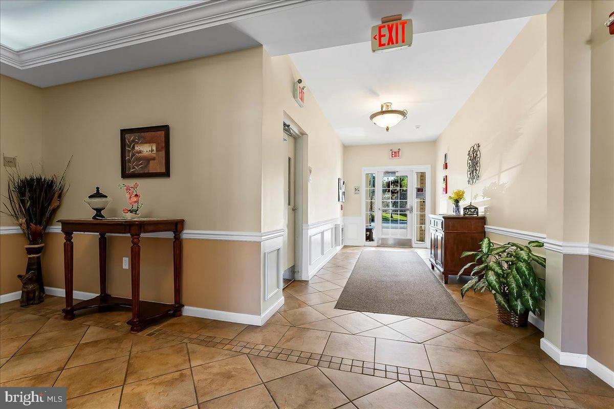 521 Creekside Drive photo 4