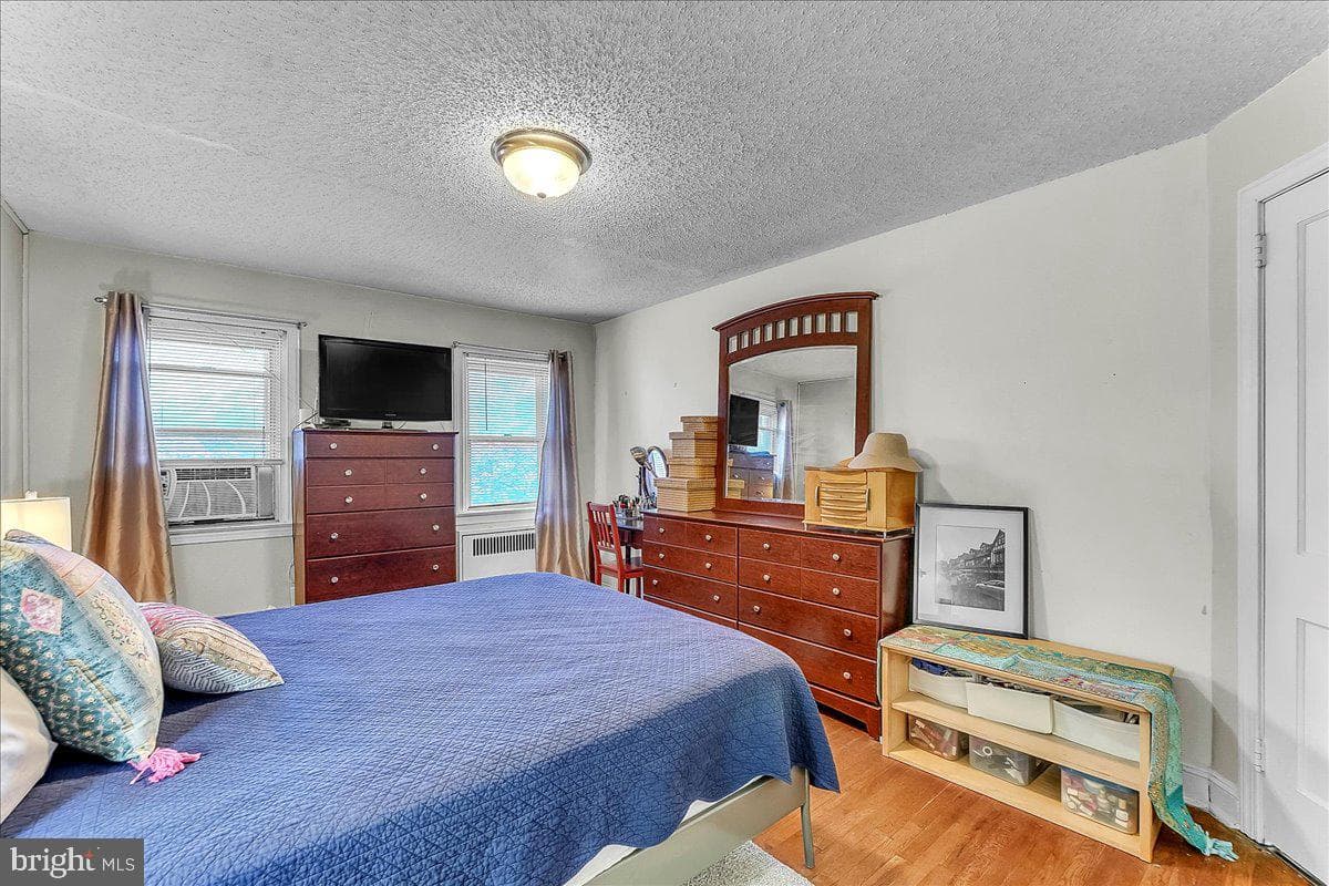 232 E Greenwood Avenue photo 14
