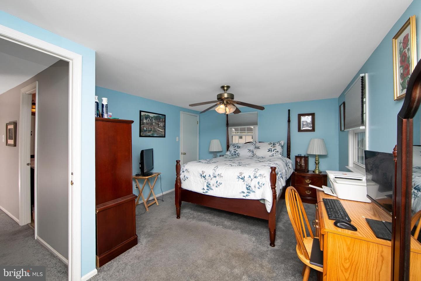 30 Colonial Circle photo 25